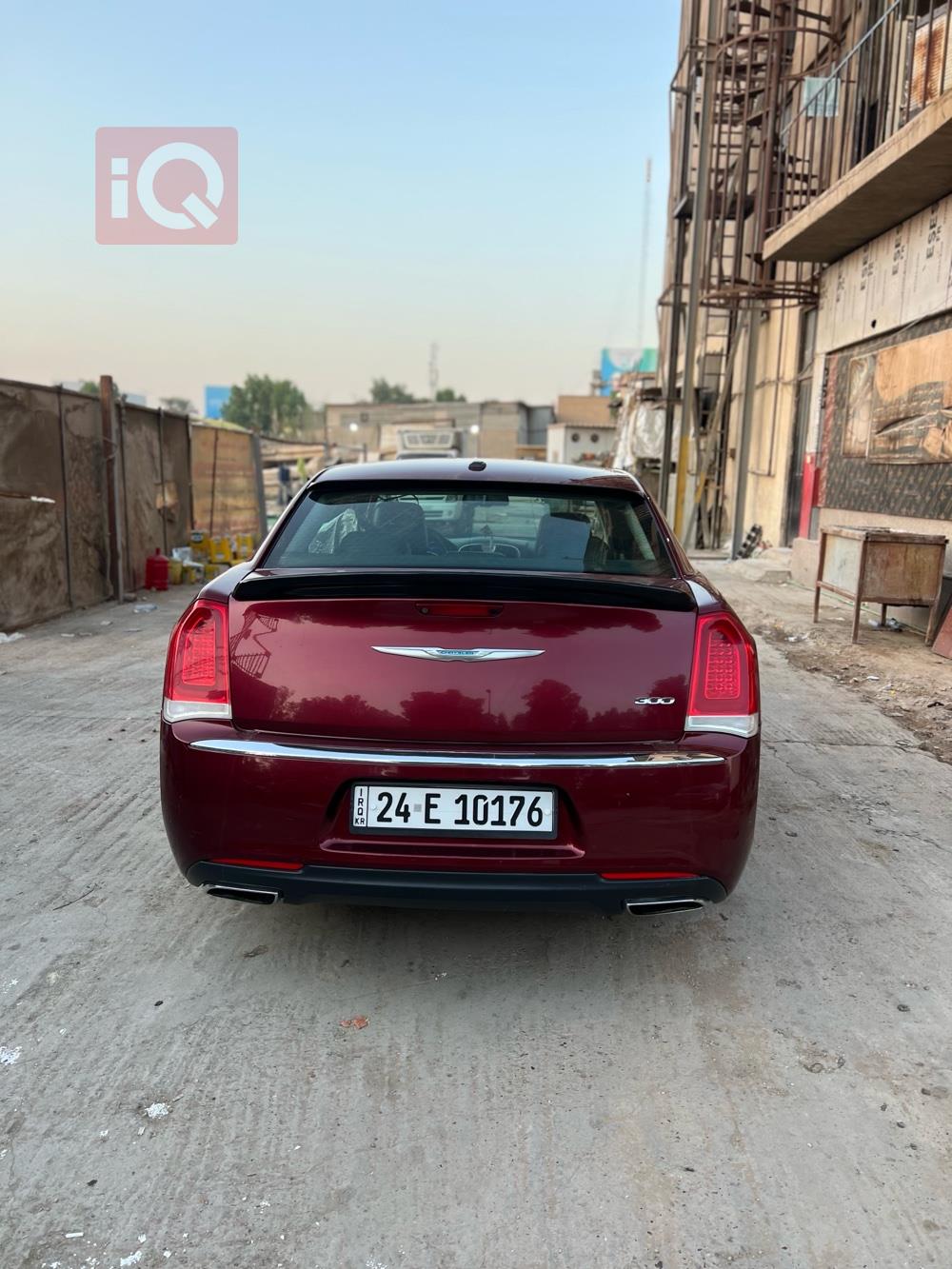 کرایسلەر 300